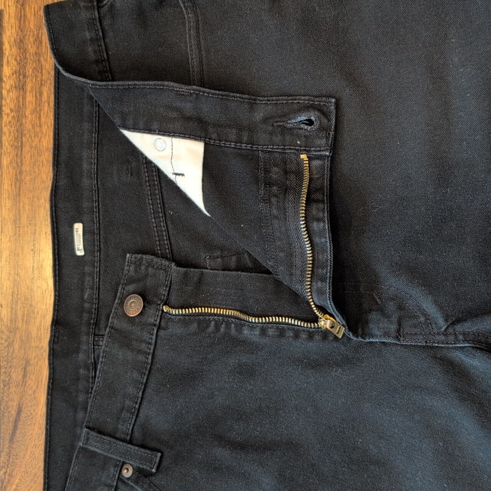 Mens Levi's 541 Athletic taper black jeans shorts size 40 - Picture 5 of 5
